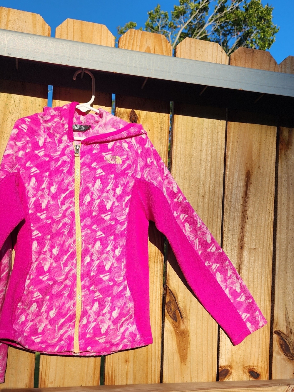 North Face 8-10 Girls' Pink Hooded Zip Jacket